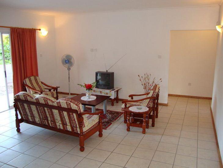 Rowsvilla Guest House Beau Vallon  Bagian luar foto